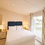 The Crucible With Hot Tub Lodge York