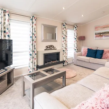 Jaktstuga The Crucible With Hot Tub York